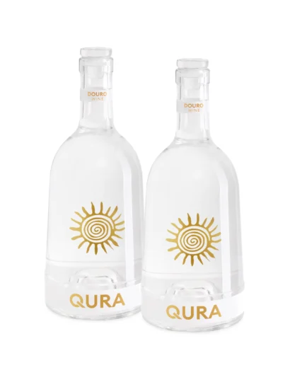Simplicidade e sofisticação: o equilíbrio ideal em cada garrafa QURA